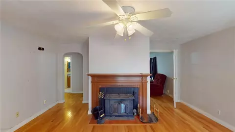 Living - 1 Cedar Tree Ln, Coventry, RI 02816 photo 4 of 4
