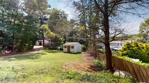 Exterior - 1 Cedar Tree Ln, Coventry, RI 02816 photo 7 of 10