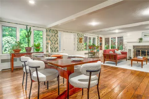 Dining - 2 Cherry Ln, Bristol, RI 02809 photo 1 of 2