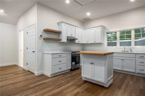 Kitchen - 2 Cherry Ln, Bristol, RI 02809 photo 2 of 2
