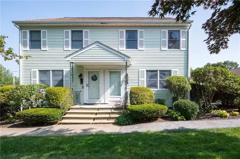 2970 Mendon Rd #42, Cumberland, RI 02864