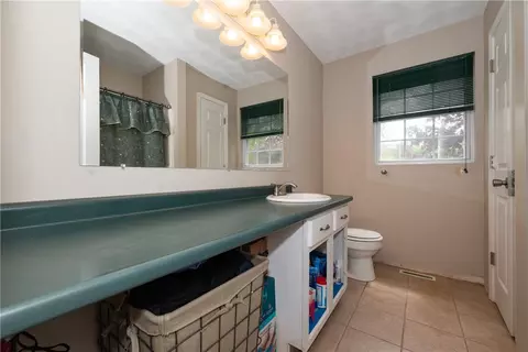 Bath - 21 Fieldstone Dr, Coventry, RI 02816 photo 1 of 2