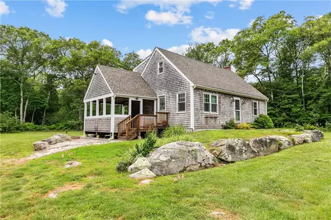 140 Long Hwy, Little Compton, RI 02837