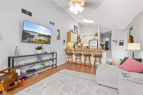 755 Williamsburg Cir, Warwick, RI 02886 photo 8