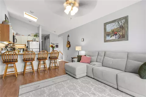 755 Williamsburg Cir, Warwick, RI 02886 photo 9