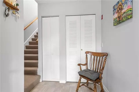 755 Williamsburg Cir, Warwick, RI 02886 photo 5