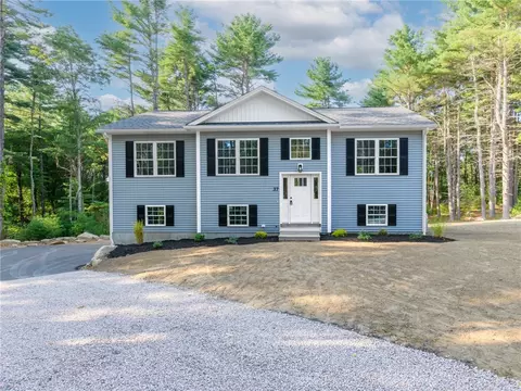 37 Sunapee Ct, Coventry, RI 02816