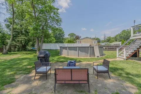 Exterior - 136 Youngs Ave, Coventry, RI 02816 photo 9 of 11