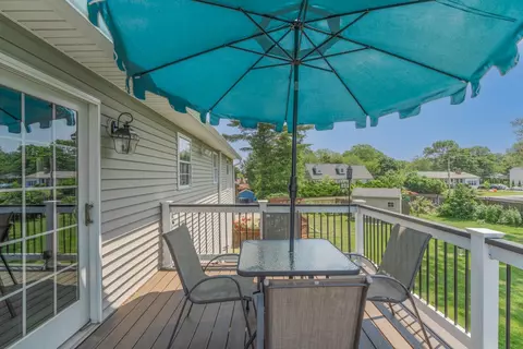 Exterior - 136 Youngs Ave, Coventry, RI 02816 photo 5 of 11