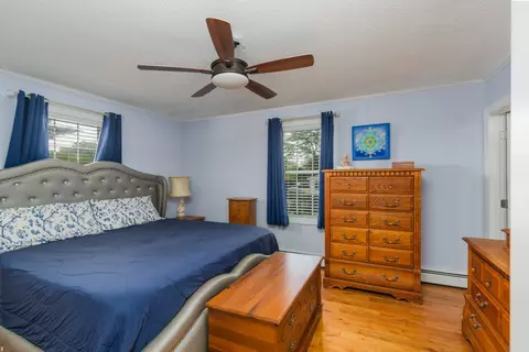 Bedroom - 136 Youngs Ave, Coventry, RI 02816 photo 1 of 4