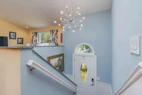 Entry Way - 136 Youngs Ave, Coventry, RI 02816 photo 1 of 2