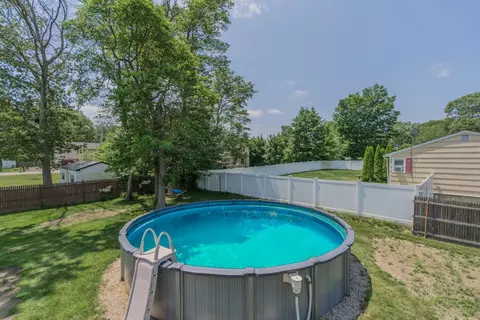 Exterior - 136 Youngs Ave, Coventry, RI 02816 photo 10 of 11