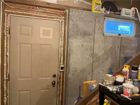 Entry Way - 124 Darwin St, Woonsocket, RI 02895 photo 6 of 6