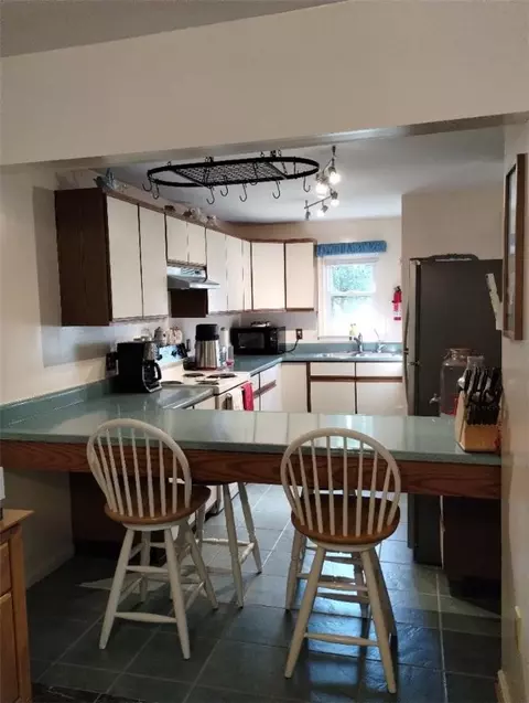 Kitchen - 124 Darwin St, Woonsocket, RI 02895 photo 1 of 2