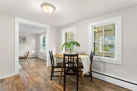 Dining - 280 Long St, Warwick, RI 02886 photo 2 of 3