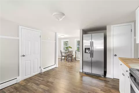 Entry Way - 280 Long St, Warwick, RI 02886 photo 1 of 2