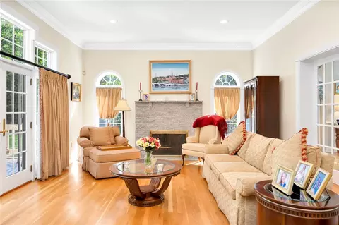185 Joseph Ct, Warwick, RI 02886 photo 16
