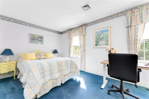 185 Joseph Ct, Warwick, RI 02886 photo 35