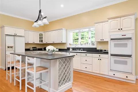 185 Joseph Ct, Warwick, RI 02886 photo 10