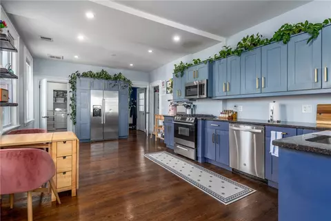 121 Doyle Ave #2, Providence, RI 02906 photo 10