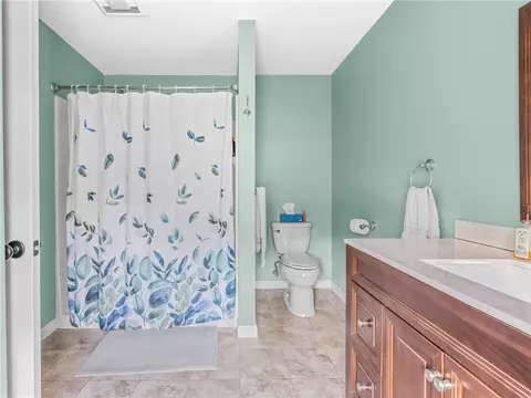 Bath - 162 Pine Orchard Rd, Glocester, RI 02814 photo 3 of 4