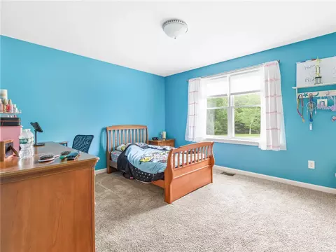 Bedroom - 162 Pine Orchard Rd, Glocester, RI 02814 photo 2 of 4