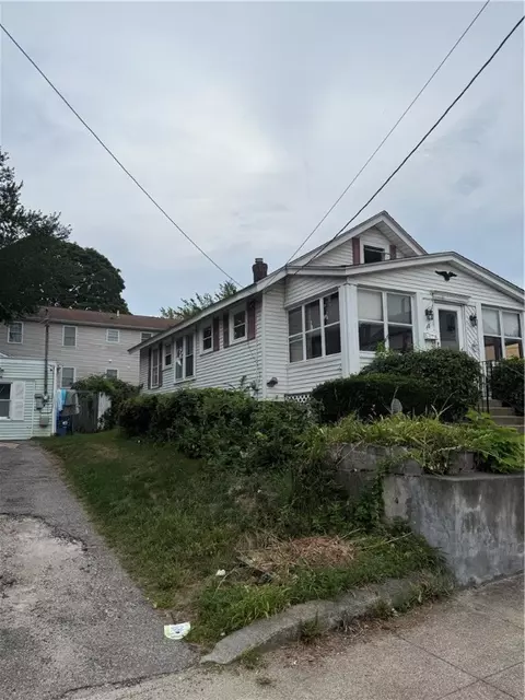 30 Oneil St, Providence, RI 02904
