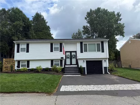 72 Thelma St, North Providence, RI 02904