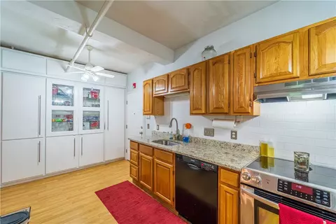 Kitchen - 148 Bernon St #23, Woonsocket, RI 02895 photo 2 of 4