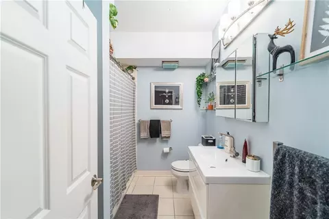 Bath - 148 Bernon St #23, Woonsocket, RI 02895 photo 1 of 1