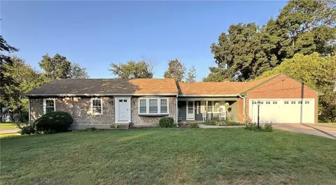 4 Norton Dr, Cumberland, RI 02864