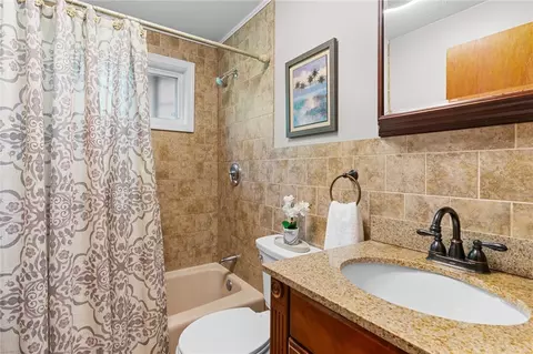72 Winifred Ave, Warwick, RI 02889 photo 13