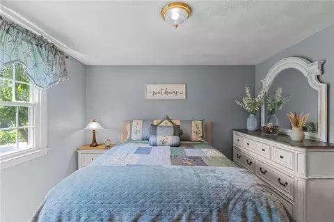 72 Winifred Ave, Warwick, RI 02889 photo 18