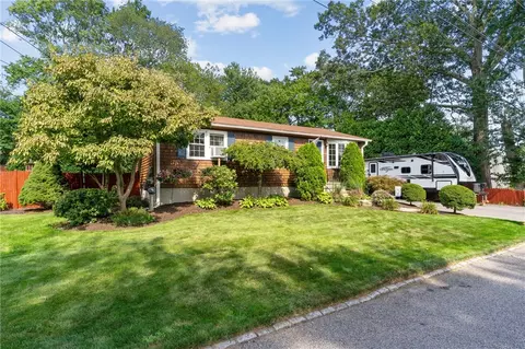 72 Winifred Ave, Warwick, RI 02889 photo 45