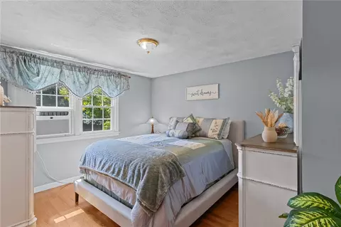 72 Winifred Ave, Warwick, RI 02889 photo 19