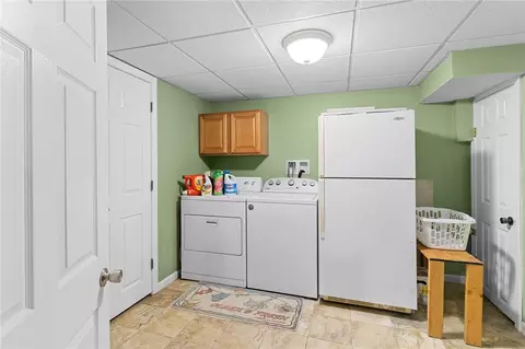 72 Winifred Ave, Warwick, RI 02889 photo 31