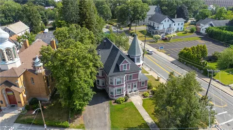 View/Area - 426 Blackstone St, Woonsocket, RI 02895 photo 1 of 6
