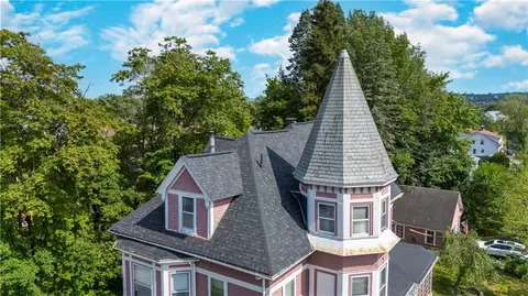 Exterior - 426 Blackstone St, Woonsocket, RI 02895 photo 4 of 4