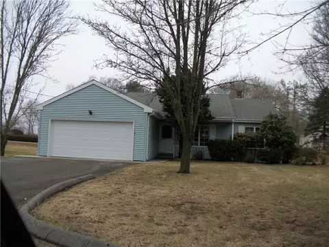 7 Hydro Dr, Westerly, RI 02891
