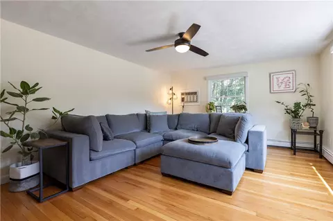 51 Tomahawk Ct, Warwick, RI 02886 photo 15