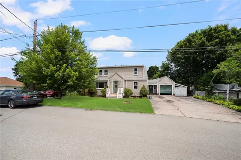 48 Piedmont St, Woonsocket, RI 02895