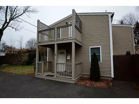 38 New London Ave, West Warwick, RI 02893