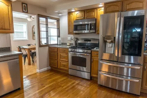 200 Myette St, Woonsocket, RI 02895 photo 7