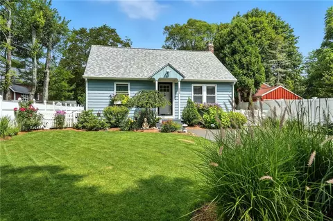 600 Whipple Ave, Oakland, RI 02858