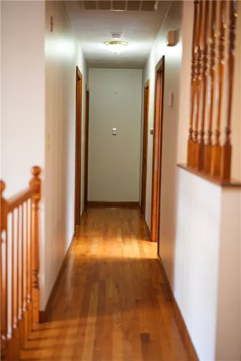 Entry Way - 176 Sumner Ave, Warwick, RI 02888 photo 3 of 3