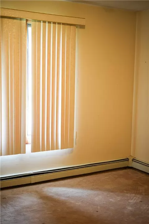 Bedroom - 176 Sumner Ave, Warwick, RI 02888 photo 2 of 3