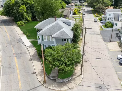 243 Transit St, Woonsocket, RI 02895
