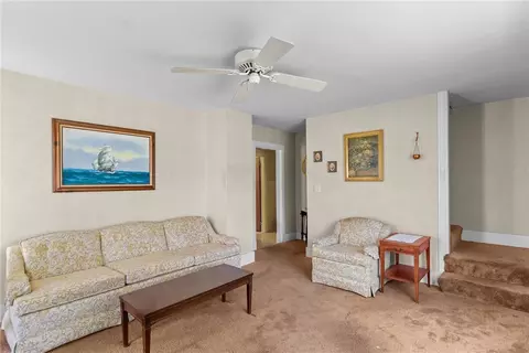 112 Oakton St, Woonsocket, RI 02895 photo 12