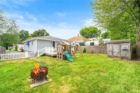 Exterior - 111 Grove Ave, Warwick, RI 02889 photo 6 of 6