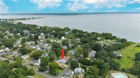 View/Area - 111 Grove Ave, Warwick, RI 02889 photo 5 of 5